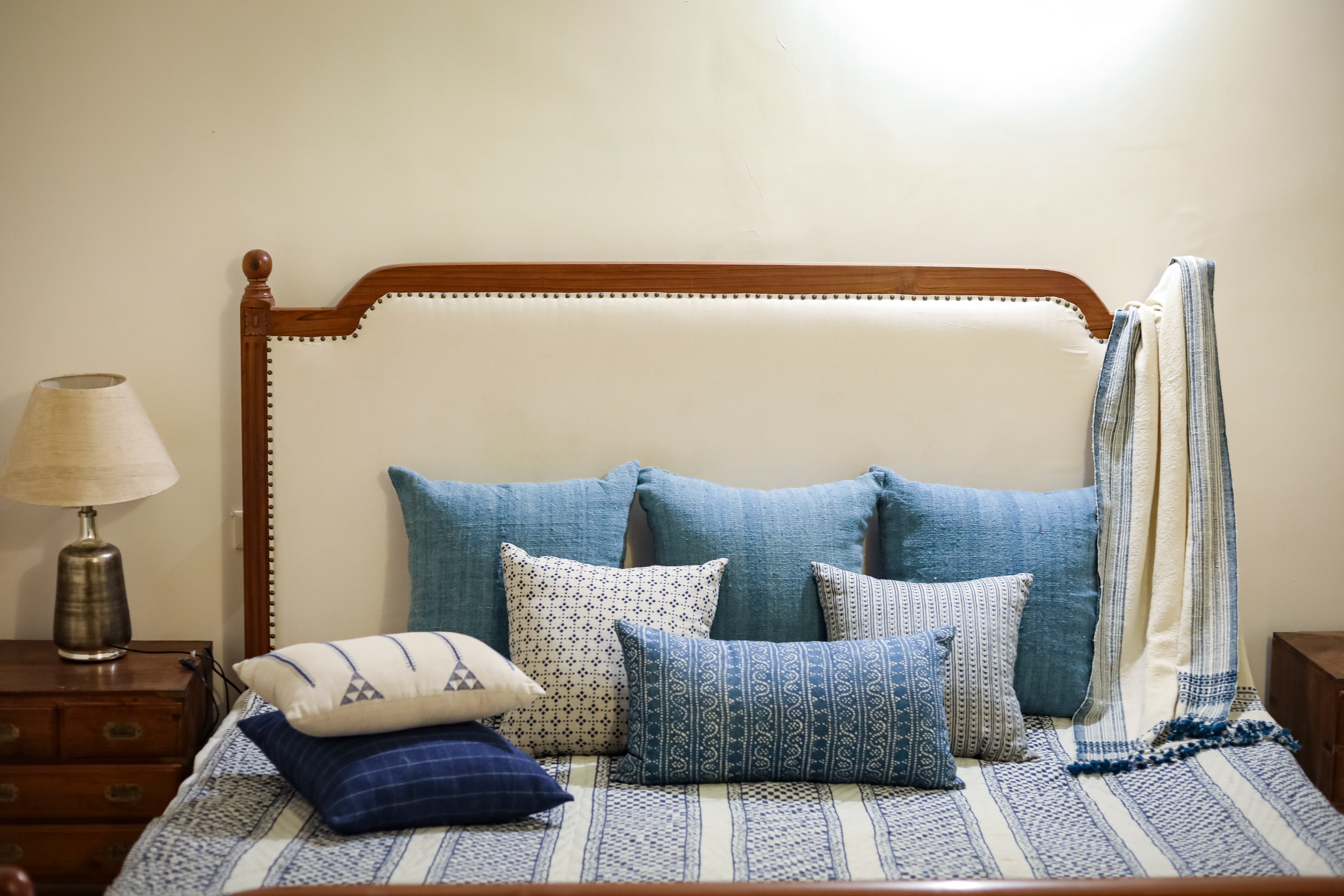 Kutch Shell and Indigo Wool Throw
